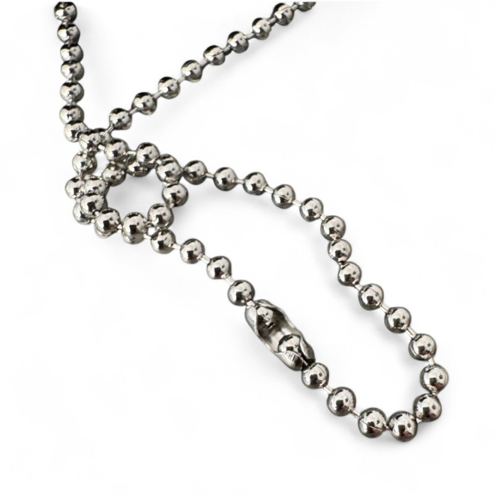 Fender Music Vintage Licensed Necklace 18” Guitar Design Ball Chain 90s NWT - Picture 3 of 4